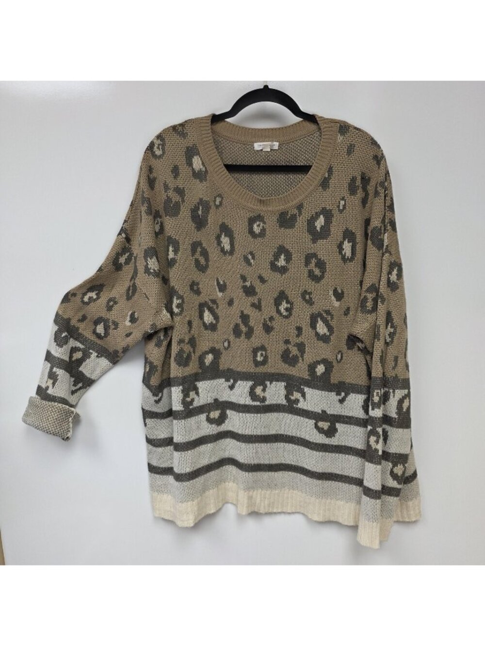 Sweater Womens 2X Beige Leopard Stripe Knit Crewneck Oversized Plus